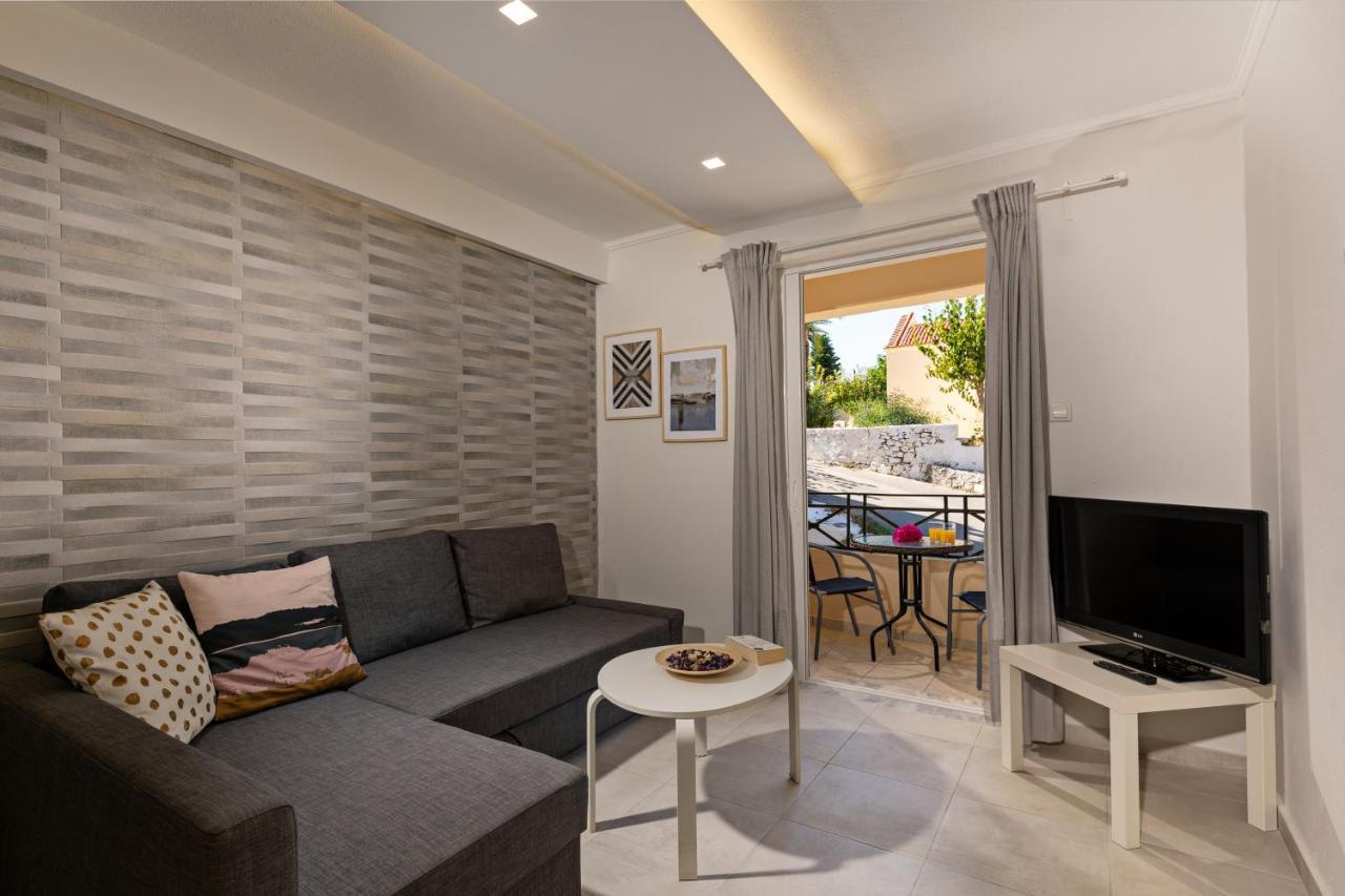 Castello Apartments レティムノ エクステリア 写真